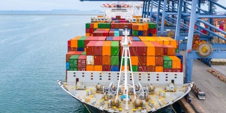 Exportadores prevén cerrar el año con 16 mil millones de dólares en exportaciones
