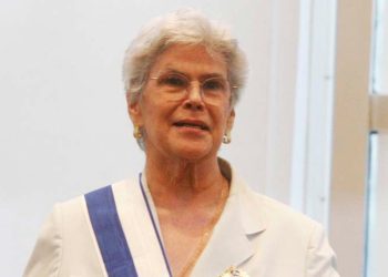 Expresidenta de Nicaragua, Violeta Chamorro, trasladada a Costa Rica para atención médica