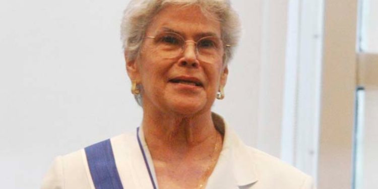 Expresidenta de Nicaragua, Violeta Chamorro, trasladada a Costa Rica para atención médica