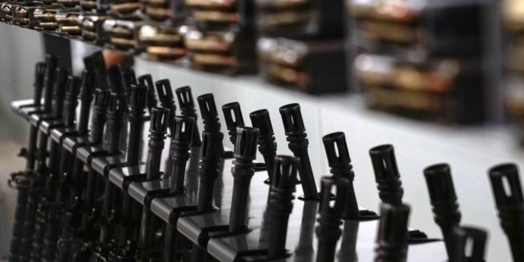 Fabricantes de armas pedirán a la Corte Suprema de EE.UU. que frene la demanda de México