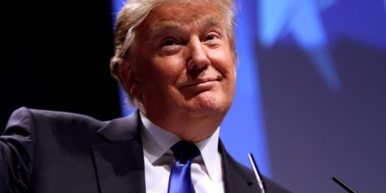 Facebook e Instagram restablecerán las cuentas de Trump tras dos años de suspensión