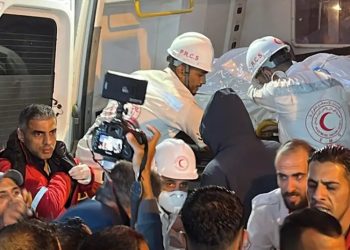 'Fallas profesionales' en muerte de socorristas en Gaza