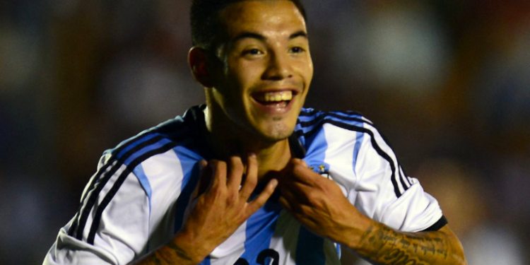 Fallece en un accidente de tránsito el futbolista argentino Maximiliano Rolón, exintegrante del FC Barcelona