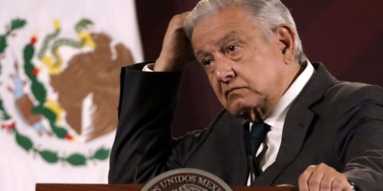 Falta de acuerdo en el Senado de México le deja la elección del titular del Supremo a López Obrador