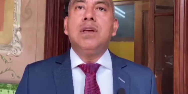 FECI denuncia a Edmond Mulet por campaña anticipada ante el TSE.