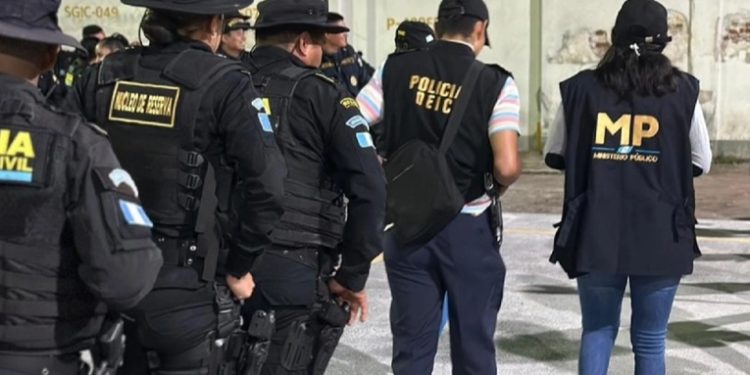 FECI realiza cinco allanamientos en investigación de abusos transnacionales contra la niñez