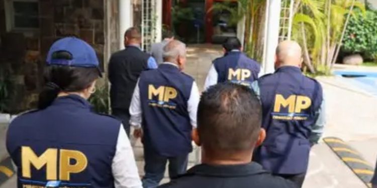 FECI Realiza Operativo en Minex por Compra de Vacunas Sputnik