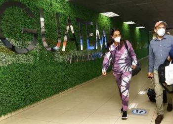 Federica Peluche se encuentra en Guatemala