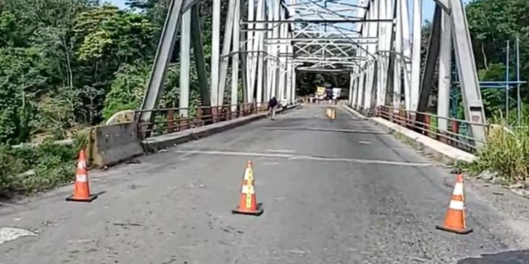 Félix Alvarado: Sobrepeso en transporte agravó el deterioro del puente Nahualate