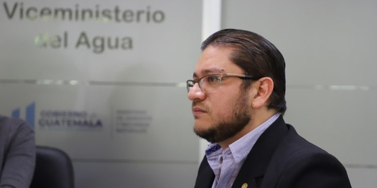 Fenómeno de El Niño y cambio climático preocupan al viceministro del Agua de Guatemala