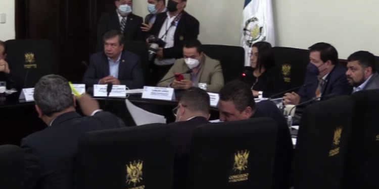 Establecen agenda de sesiones plenarias en el congreso para esta semana