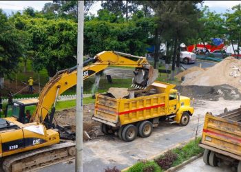 Finalizan la primera fase de trabajos de relleno de hundimiento en el kilómetro 15 de carretera al Pacifico