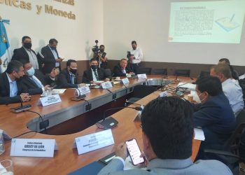 Finanzas del Congreso cambiará deuda de bonos por préstamo de 500 millones de dólares