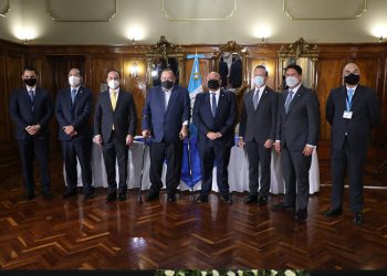 Firman convenio para atraer inversión extranjera