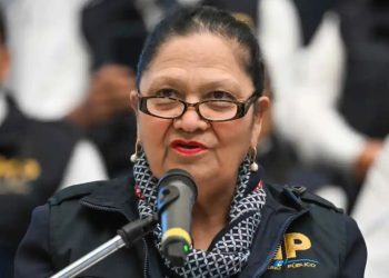 Fiscal general recibe invitación del Partido Republicano pese a restricciones de viaje