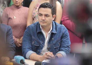Fiscalía solicita retiro de inmunidad a diputado Samuel Pérez por publicación en redes sociales