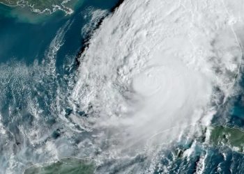 Florida se prepara para lo peor con la llegada de Milton