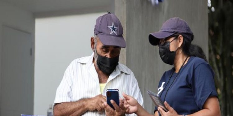 FMI insta a El Salvador a eliminar al bitcóin como moneda