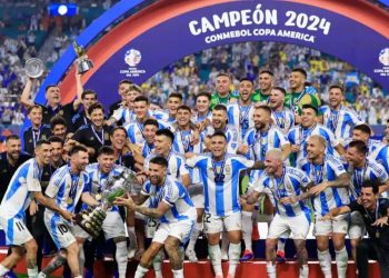 Francia llevará a la FIFA cánticos de jugadores argentinos