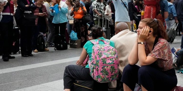 Francia sufre un sabotaje masivo contra sus líneas de tren de alta velocidad a horas del inicio de los Juegos Olímpicos