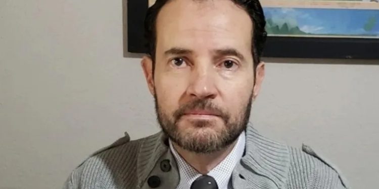 Francisco Quezada del CIEN Explica Procedimiento Tras Solicitud de Debida Ejecución del MP