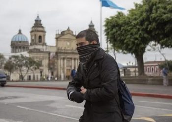 Frente frío persistirá el fin de semana con lluvias esporádicas y bajas temperaturas
