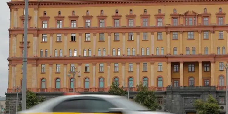 FSB detiene a ruso-alemán por preparar un ataque en Rusia