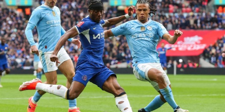 ¿Fue penal? Aficionados del Chelsea denuncian