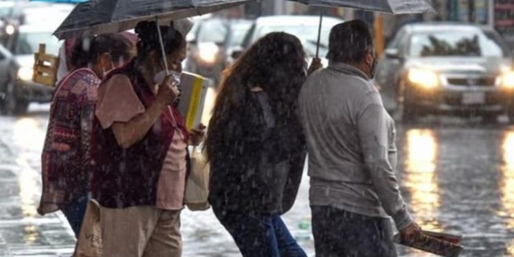 Fuertes lluvias causan al menos 52 muertes en diversos departamentos