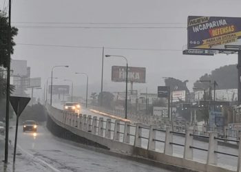 Fuertes lluvias generan estragos en infraestructura y viviendas en la ciudad y alrededores