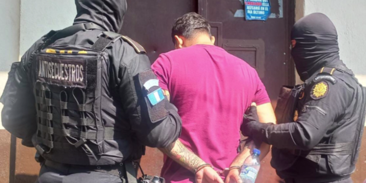 Fuerzas de seguridad capturan a tres presuntos secuestradores vinculados al plagio de un menor de edad