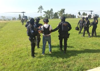 Fuerzas de seguridad capturan a una de las 100 personas mas buscadas en Guatemala