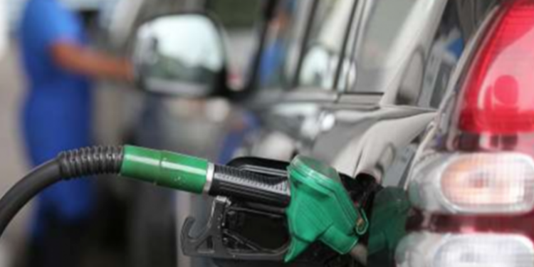 Gasolina y diésel reportan nuevo incremento de hasta 2.80 por galón