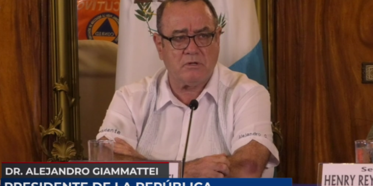 Giammattei mencionó que se buscará a los responsables por el mal funcionamiento de colectores