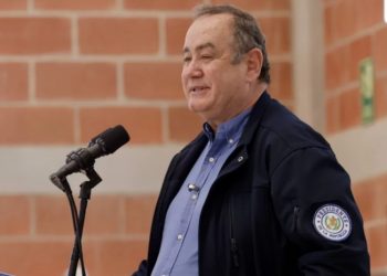 Giammattei se dirige al consejo de la OEA en su último viaje presidencial