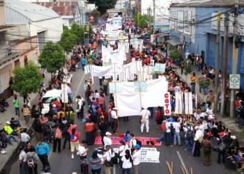 Gobernador recomienda no realizar marcha por el 1 de mayo