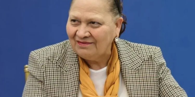 Gobierno confirma que analiza consulta popular para destituir a fiscal general