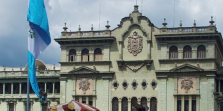 Gobierno de Guatemala lanza portal para documentar casos de corrupción en el Ejecutivo