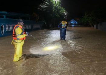 Gobierno de Honduras emite alerta roja en el Caribe ante el impacto de la tormenta tropical Sara