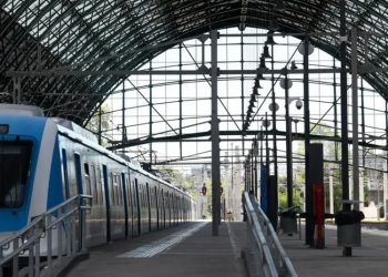Gobierno de Javier Milei enfrenta paro de sector ferroviario