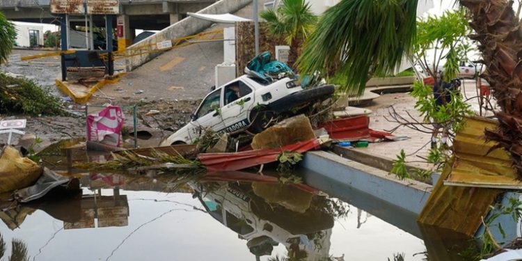 Gobierno de México confirma 27 muertos y 4 desaparecidos tras el paso del huracán Otis