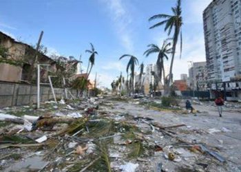 Gobierno de México intensifica sus esfuerzos para poner en pie Acapulco tras el huracán Otis