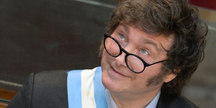 Gobierno de Milei anuncia nuevo recorte y el despido de 600 empleados estatales