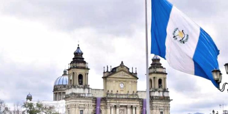 Gobierno decreta duelo nacional por tres días