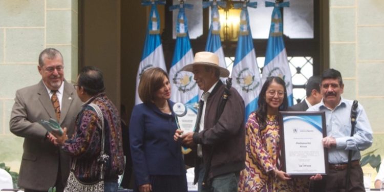 Gobierno entrega la Orden Nacional del Patrimonio Cultural a autoridades indígenas