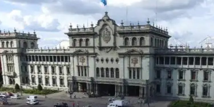 Gobierno nombra a 20 de los 22 gobernadores departamentales