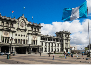 Gobierno prepara último informe de labores
