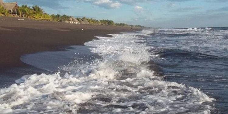 Gobierno se prepara para una Semana Santa sin restricciones a veraneantes