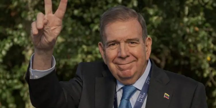 González Urrutia prosigue en Guatemala su gira por América