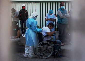 Gremio médico exige al Gobierno de Guatemala un nuevo plan